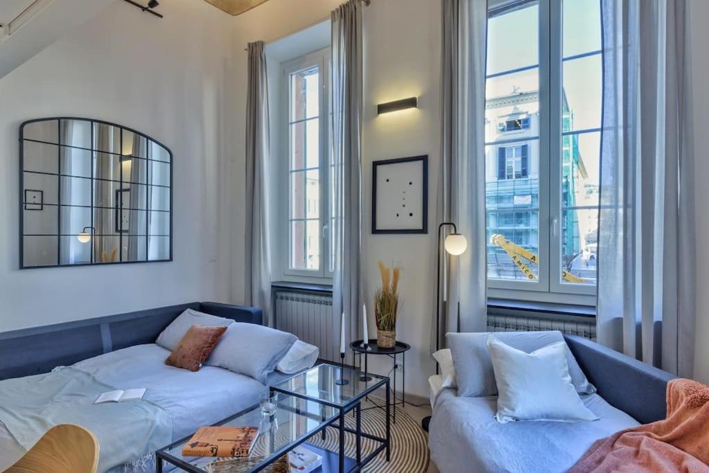 Luminoso Appartamento Nel Cuore Di Genova+Balcone Εξωτερικό φωτογραφία