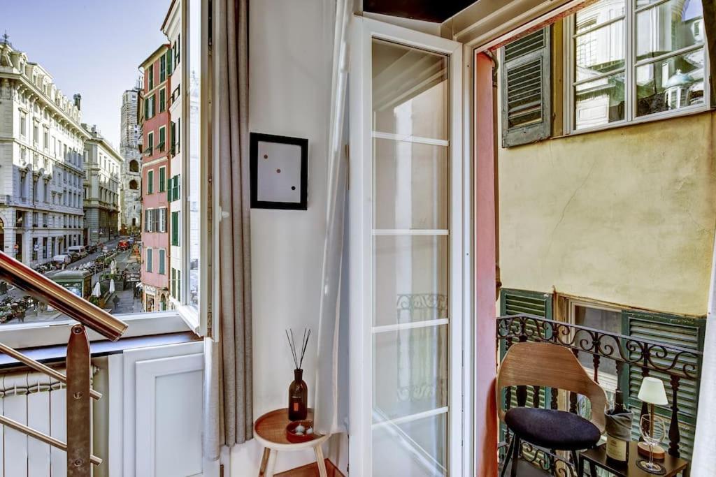 Luminoso Appartamento Nel Cuore Di Genova+Balcone Εξωτερικό φωτογραφία