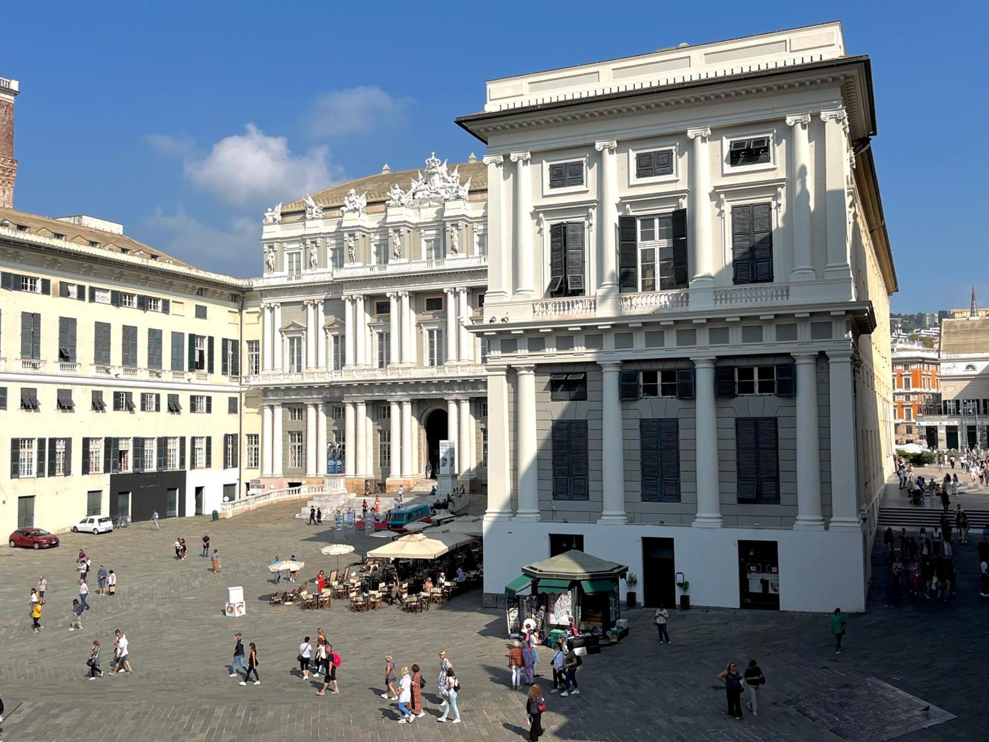 Luminoso Appartamento Nel Cuore Di Genova+Balcone Εξωτερικό φωτογραφία